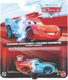 Disney Cars - Transforming Lightning McQueen
