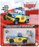 Disney Cars - Dexter Hoover with checkered flag (bandiera a scacchi)