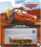 Disney Cars - Muddy Rusteze Racing Center Lightning Mcqueen